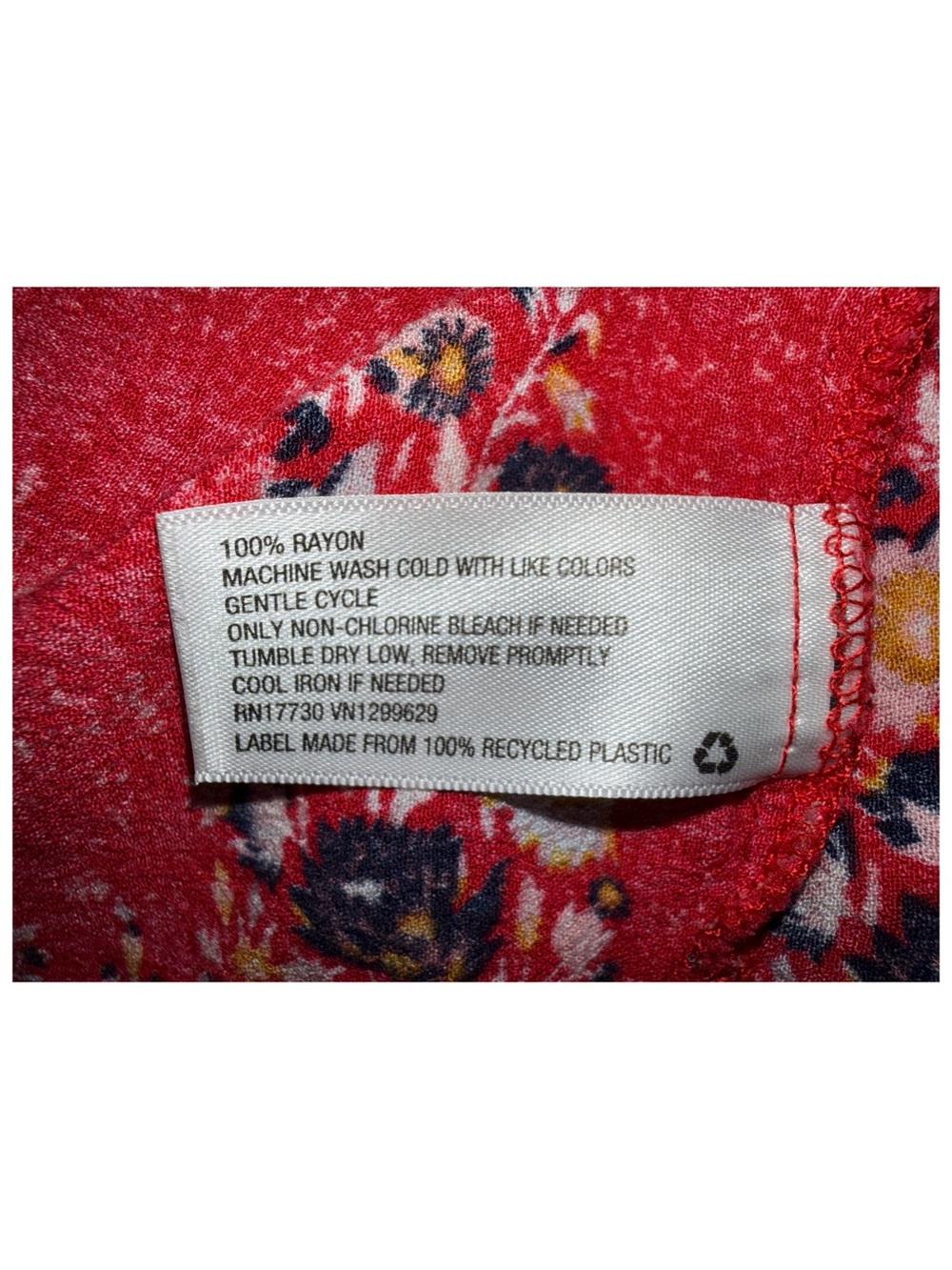 Knox Rose - Boho Red Paisley Floral Blouse Short Sleeve V‑Neck Top - Size Large - Picture 5 of 5